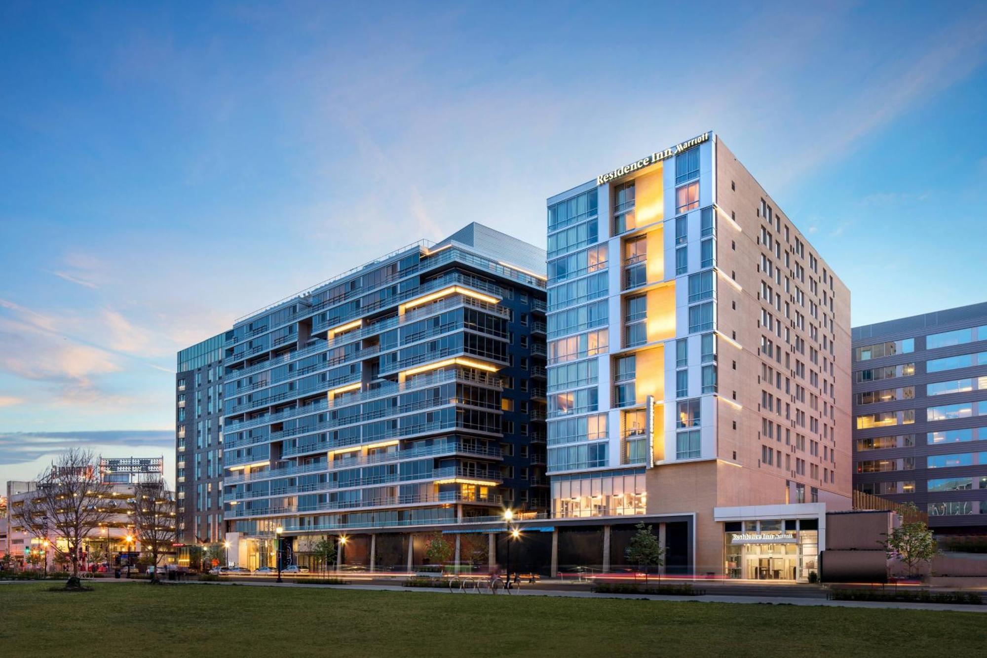 Residence Inn Washington Capitol Hill/Navy Yard Екстериор снимка